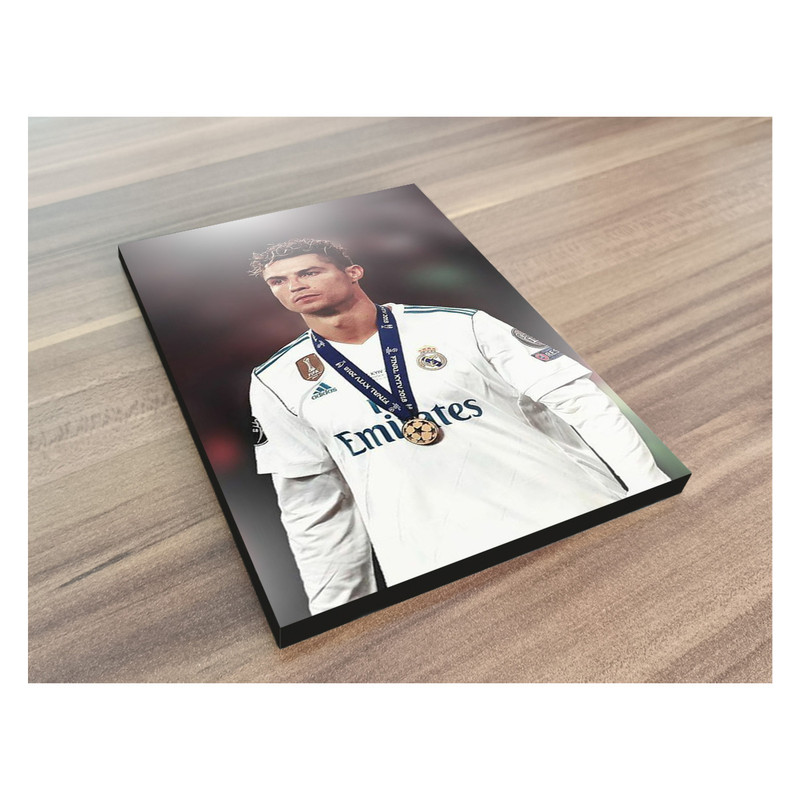 تابلو شاسی گوفی مدل فوتبالی طرح کریستین رونالدو کد CR7 SAD53