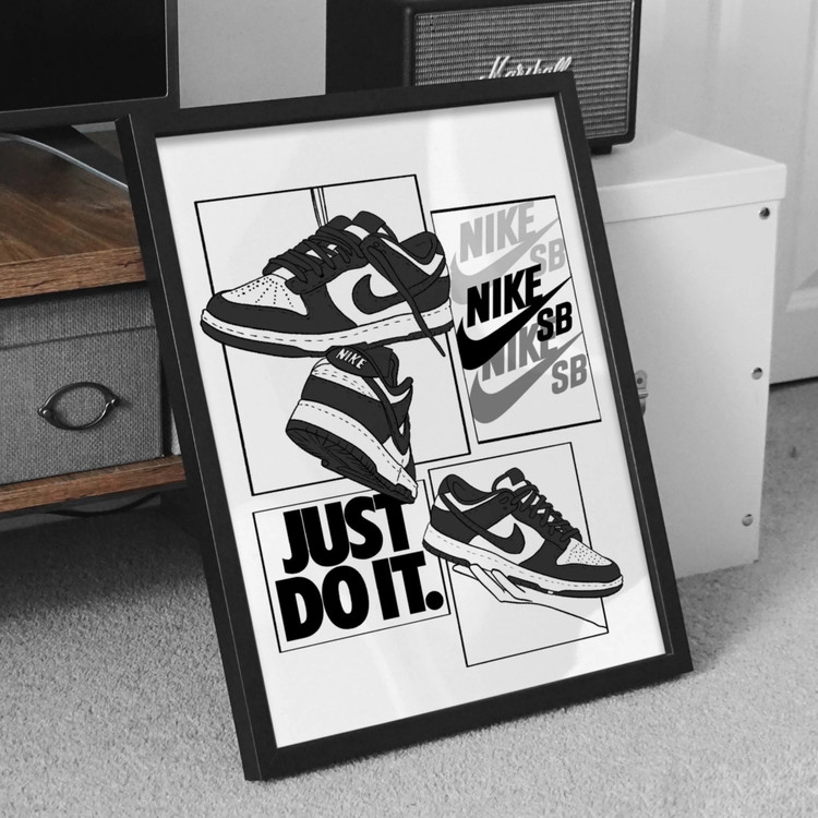 تابلو کتونی نایک Nike (پس کرایه)